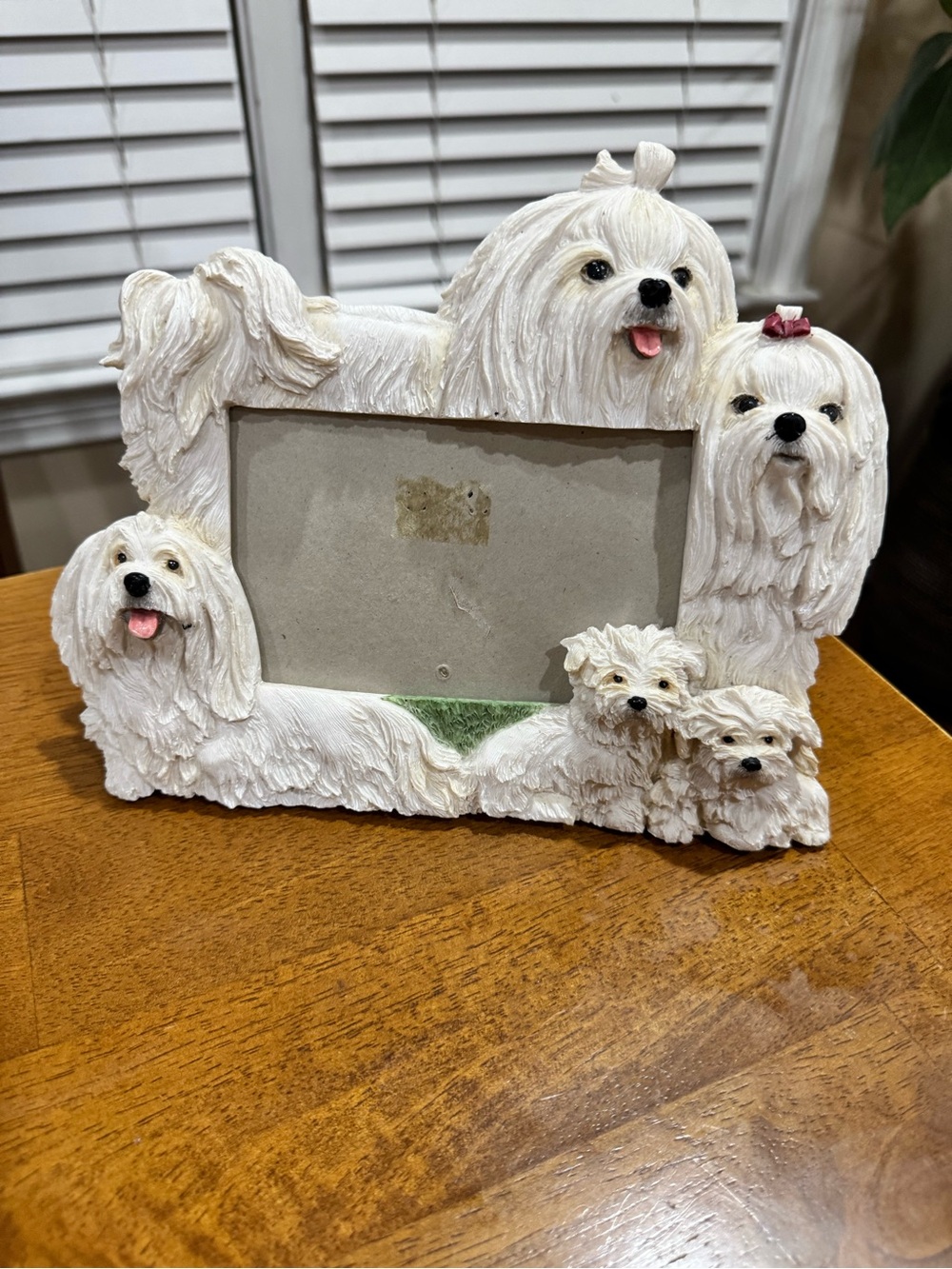 Resin Maltese Dog Picture Frame 4x6 Picture Frame - Picture 3 of 7